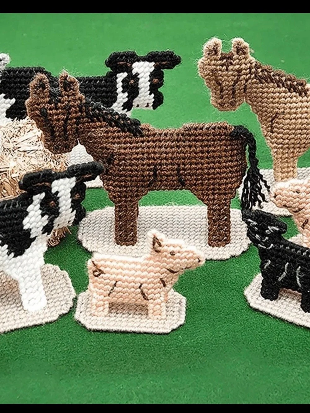 The Best of Mary Maxim Barnyard Playset - Red Barn